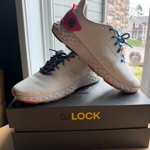 G/FORE Men's MG4+ Spikeless Golf Shoes (white/pink)